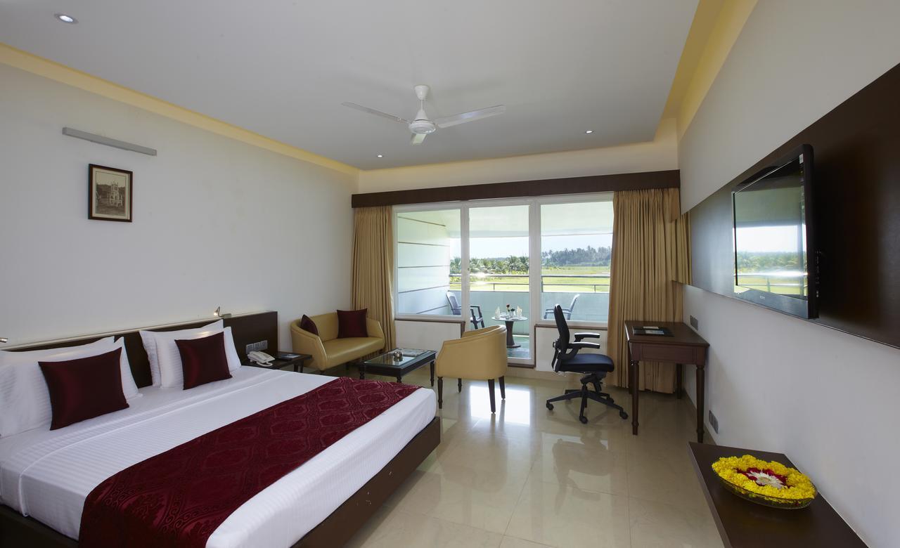 Rns Golf Resort & Nature Cure Centre Māvalli المظهر الخارجي الصورة