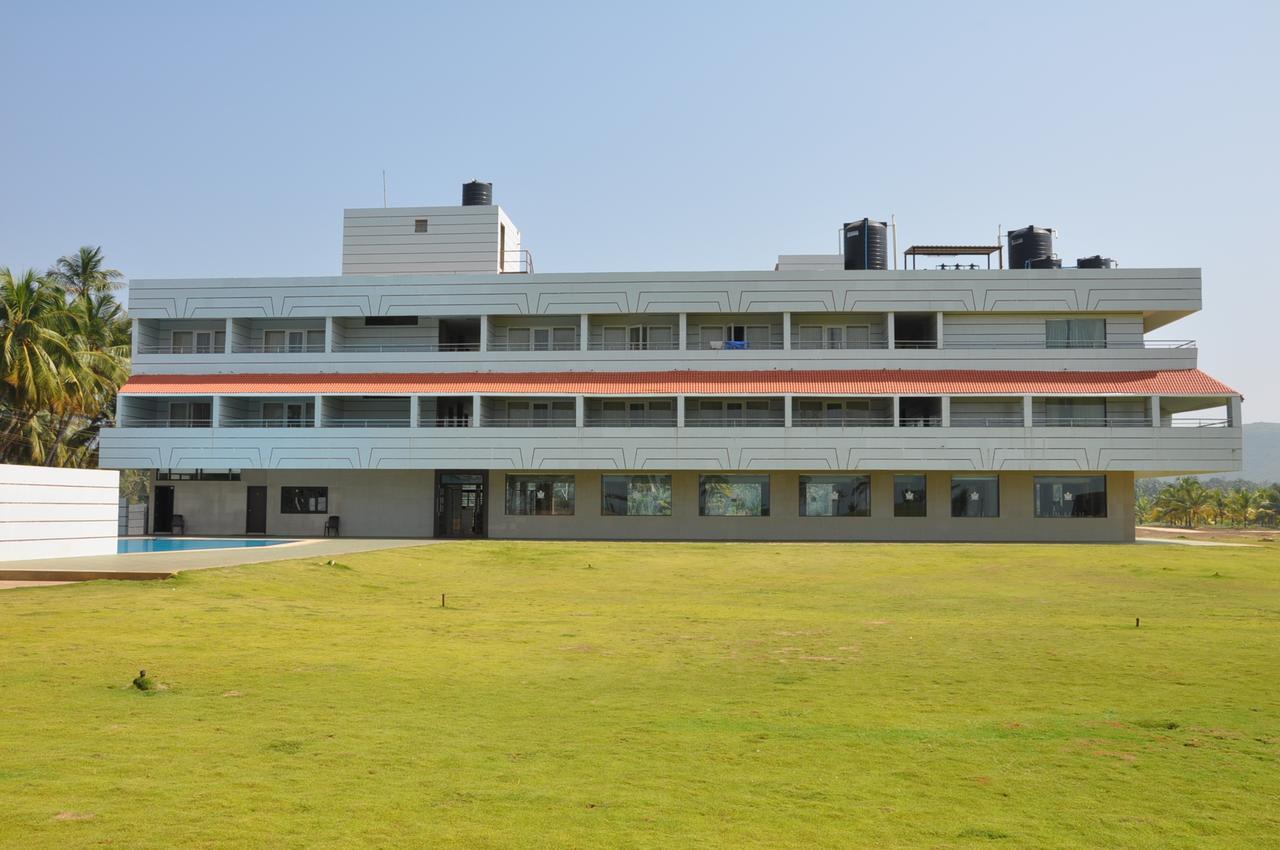 Rns Golf Resort & Nature Cure Centre Māvalli المظهر الخارجي الصورة